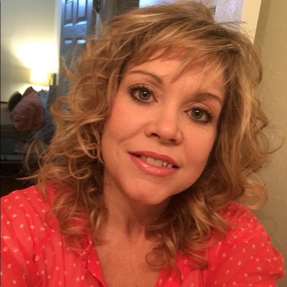 Meet your Posher, Spring - Picture 1 of 1